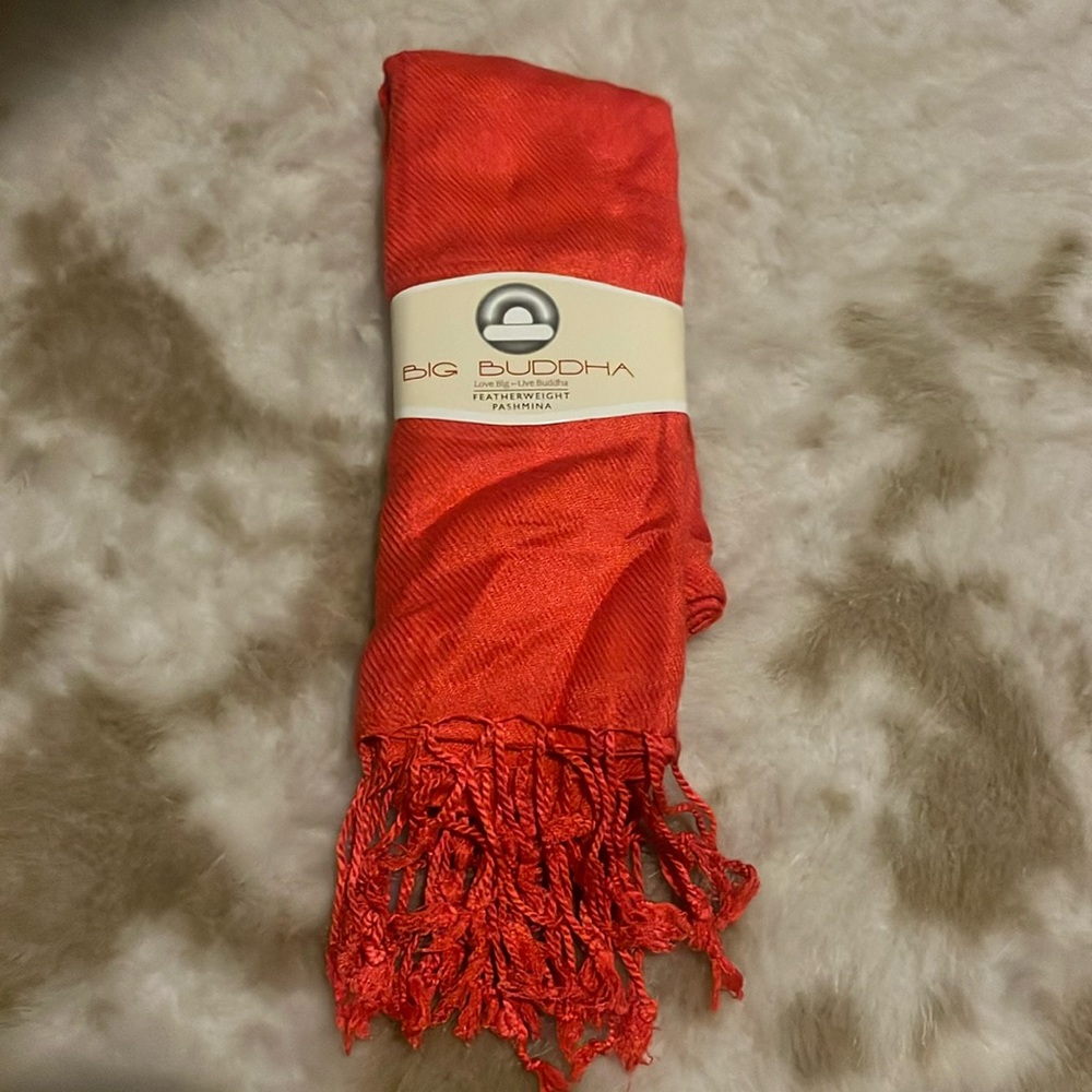 Big Buddha featherweight Pashima/Scarf